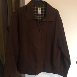 Men’s Gap jacket.